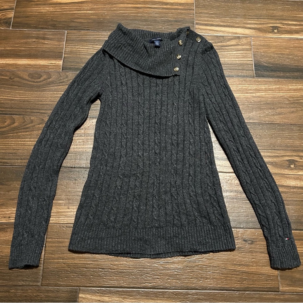 Tommy Hilfiger Women’s‎ Cable Knit Cowl Neck Sweater Logo on Sleeve M Gray